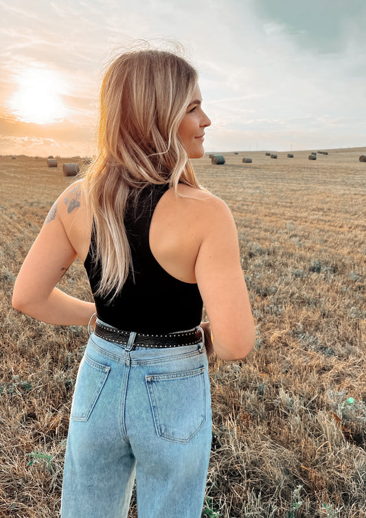 Darcee Basic Tank